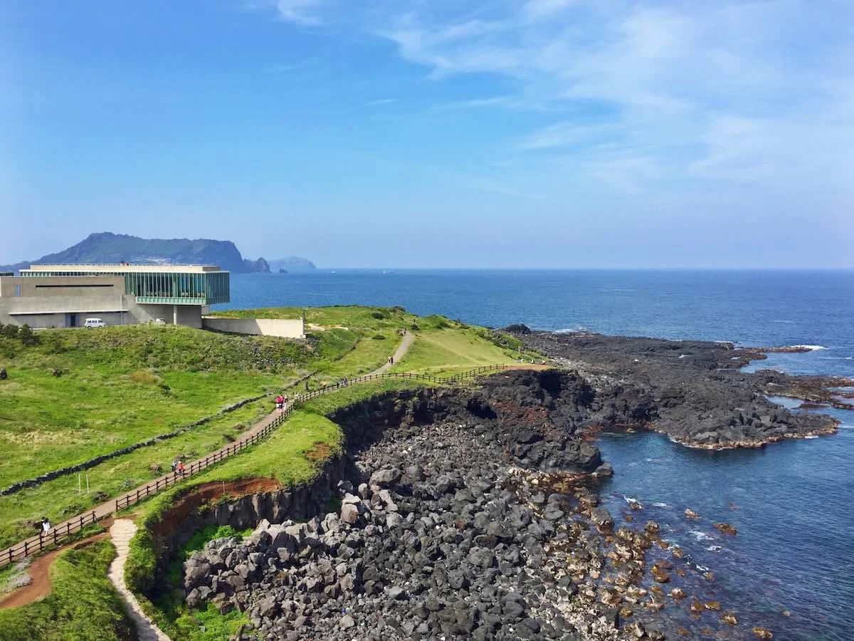 5 Travel Hacks To Spend Less And Do More On Your Jeju Trip