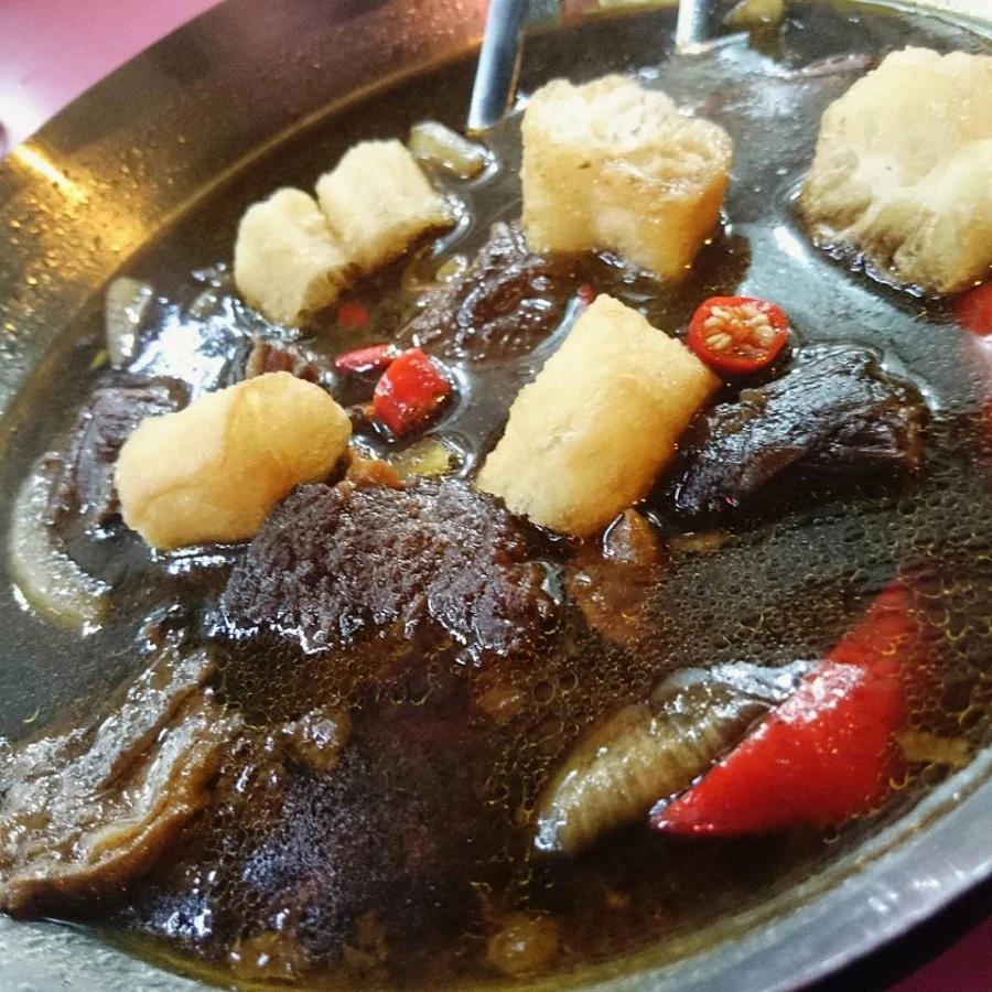Get Your Fix Of Halal Bak Kut Teh At These 3 Eateries In SG
