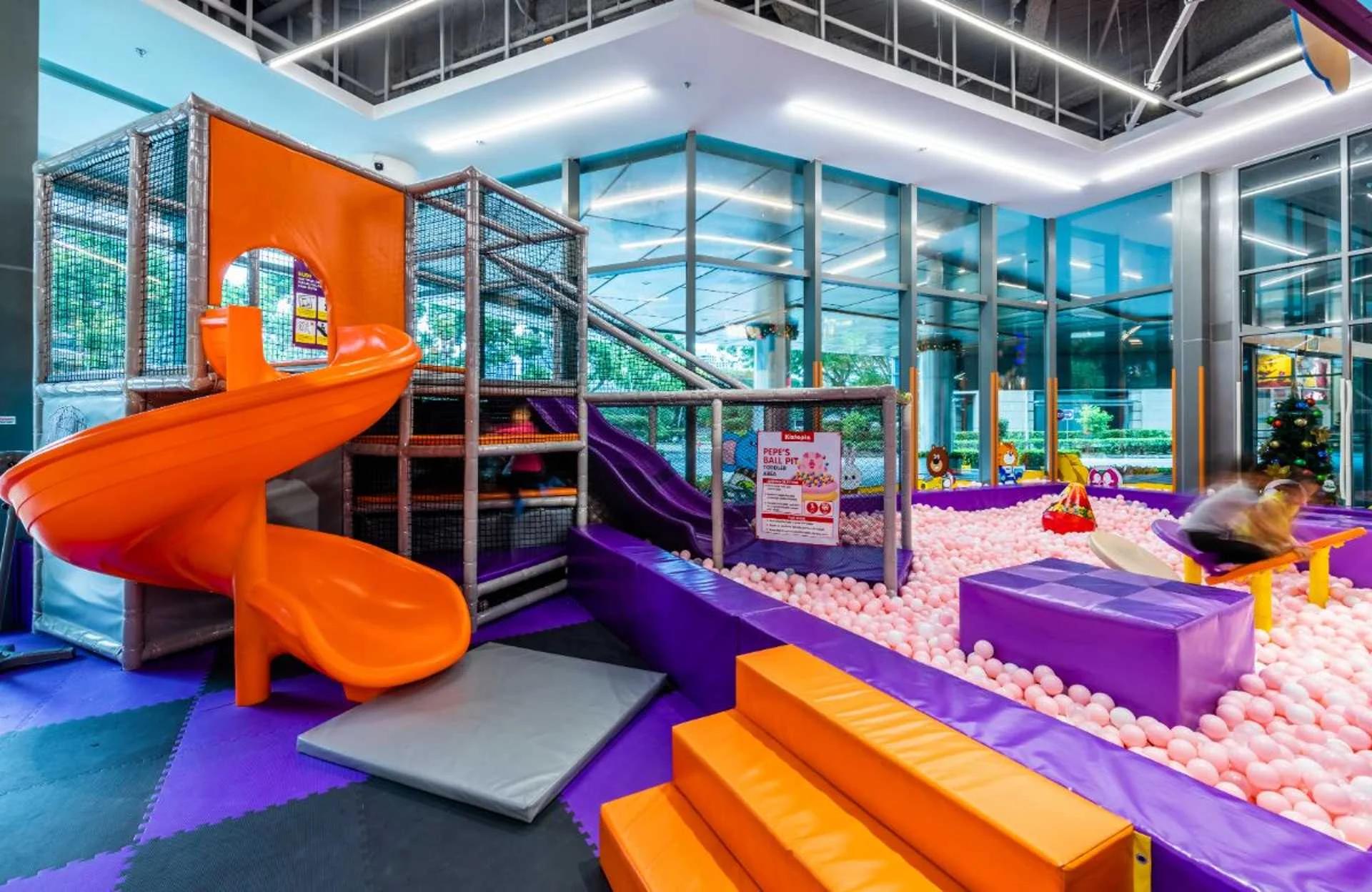 kiztopia singapore indoor playground