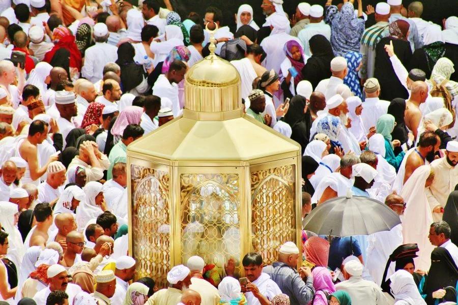 Umrah For First-Timers: 12 Useful Tips And What To Expect
