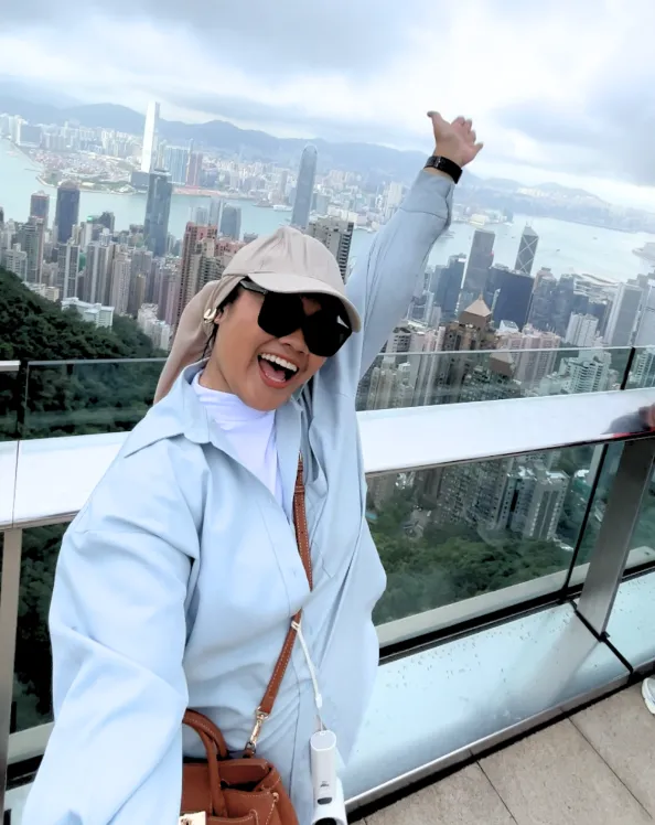 Hong Kong Muslim Solo Traveller