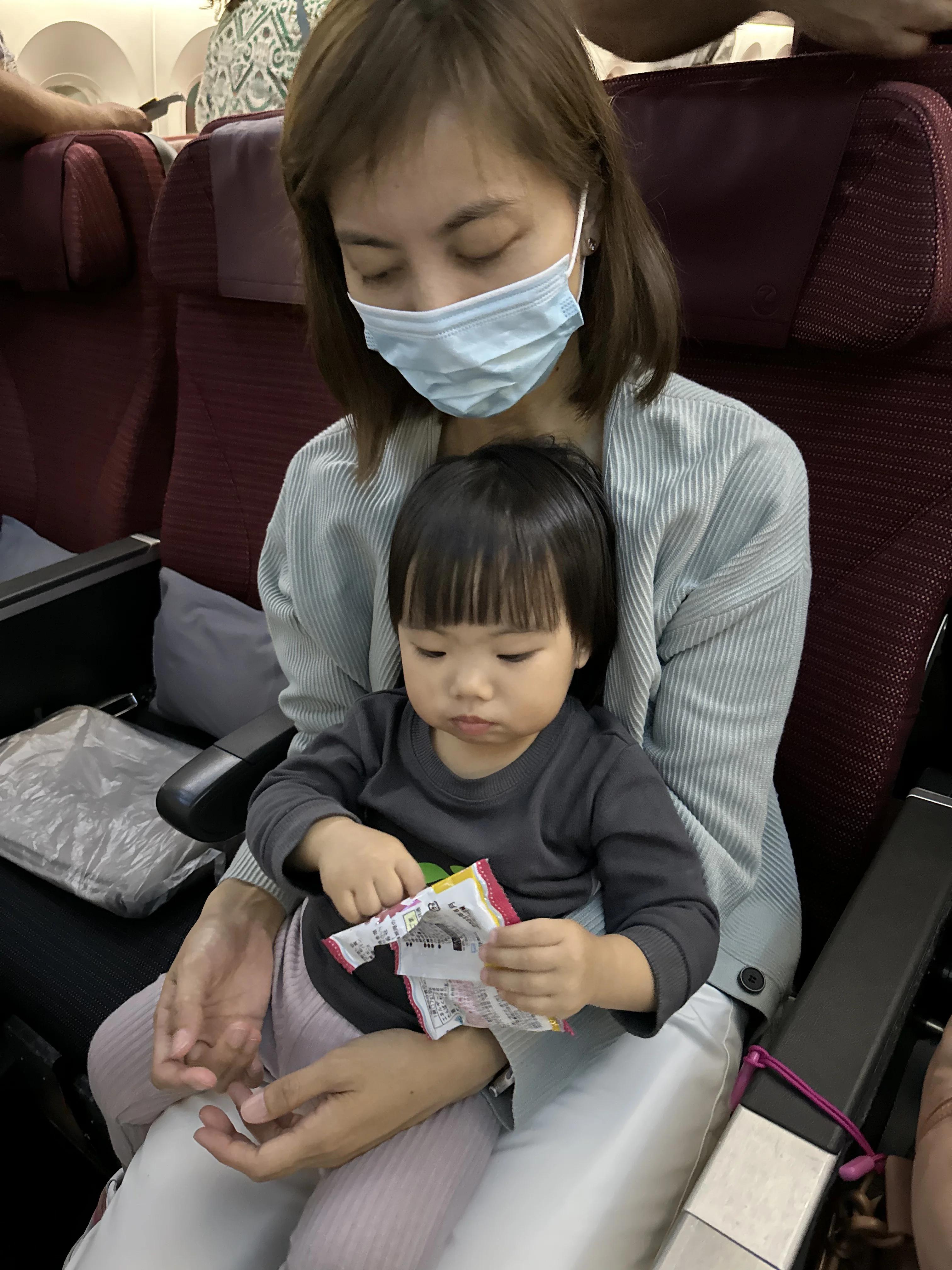Tips For Flying With Young Children