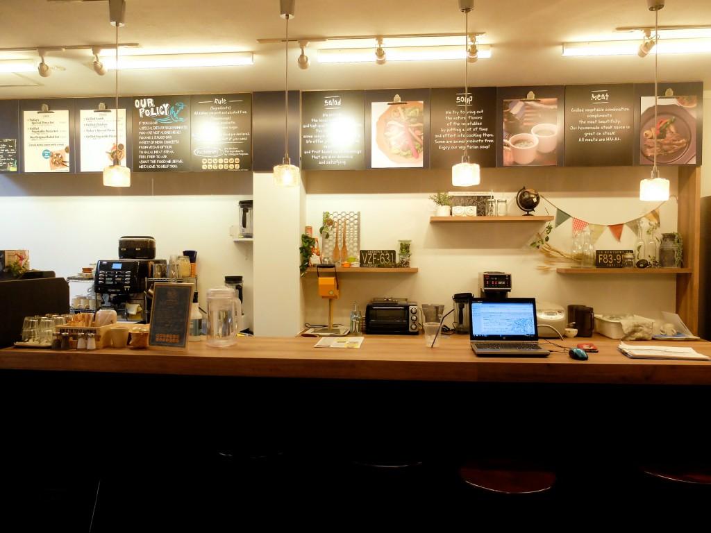 Sekai-Cafe-Ambience-halal-food-tokyo-asakusa