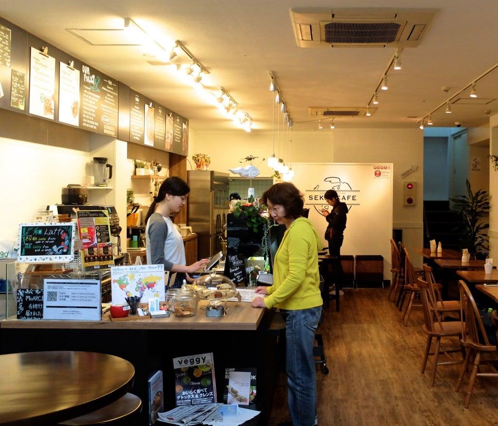 Sekai-Cafe-Cosy-Ambience-2-halal-food-tokyo-asakusa