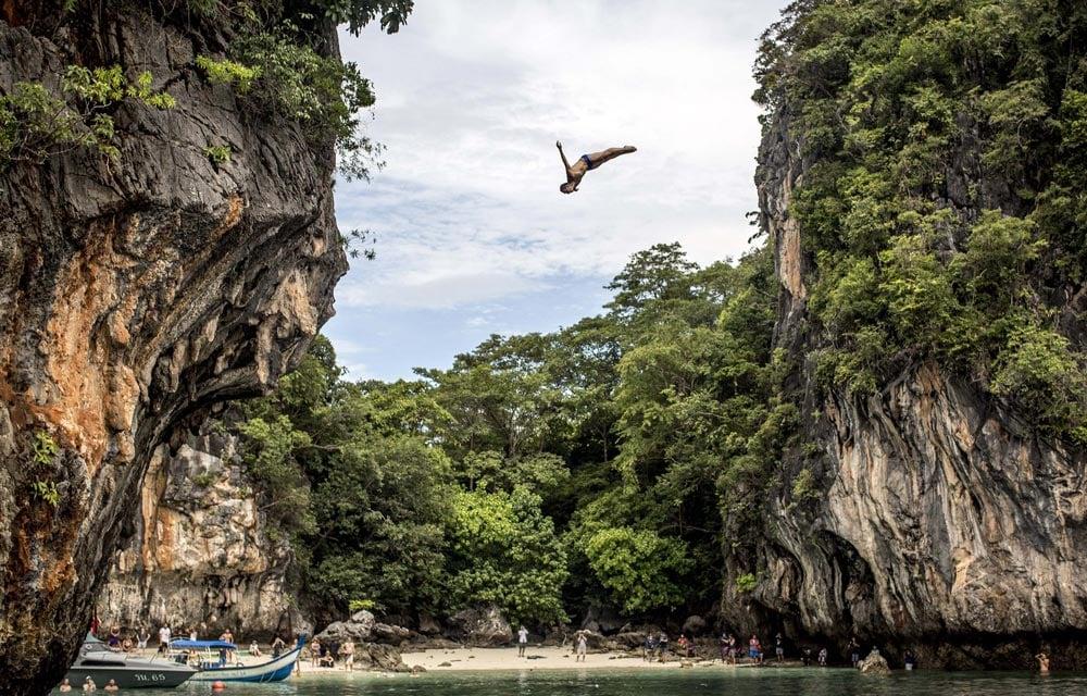 krabi-thailand-cliff-diving-jumping-red-bull