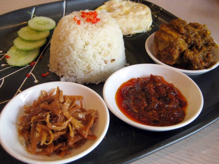 Start your meal right with nasi lemak rendang at Halal Saigon