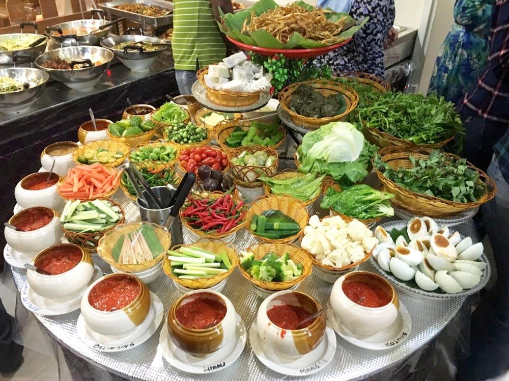nur-indah-halal-ramadan-buffet-singapore
