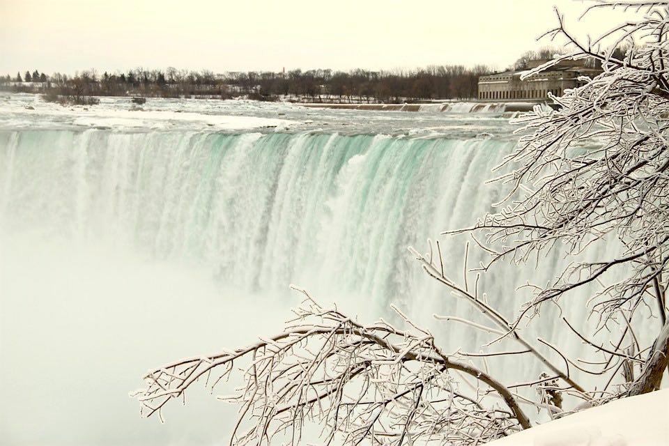 10 - Niagara Falls 2