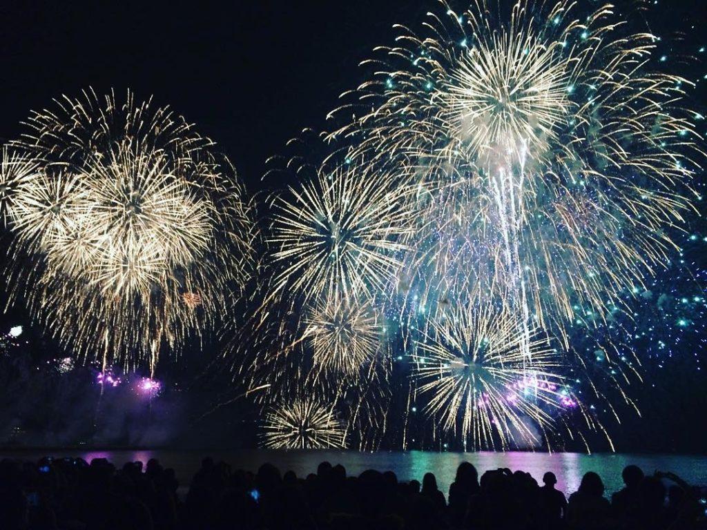 enoshima fireworks festival