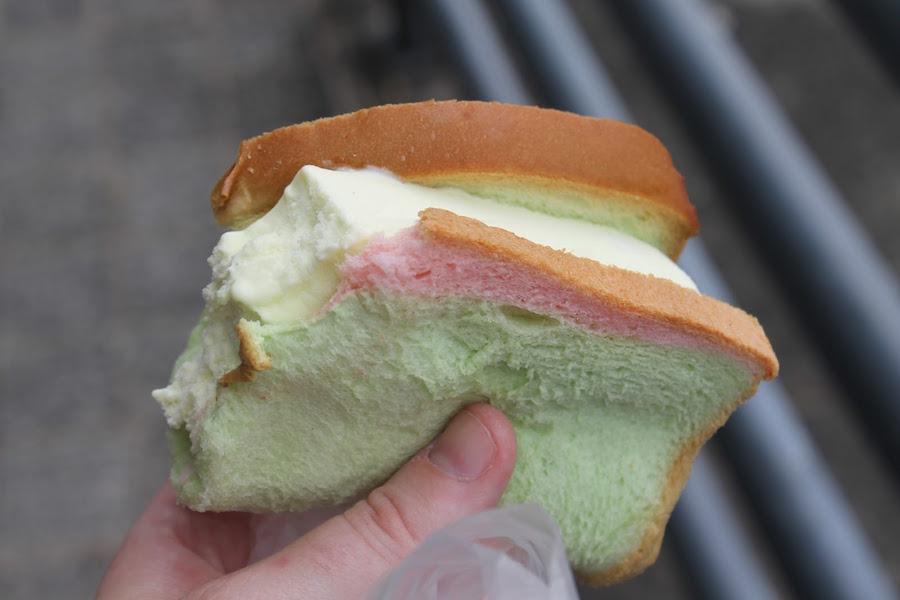 3-ice-cream-sandwich-local-desserts-in-singapore